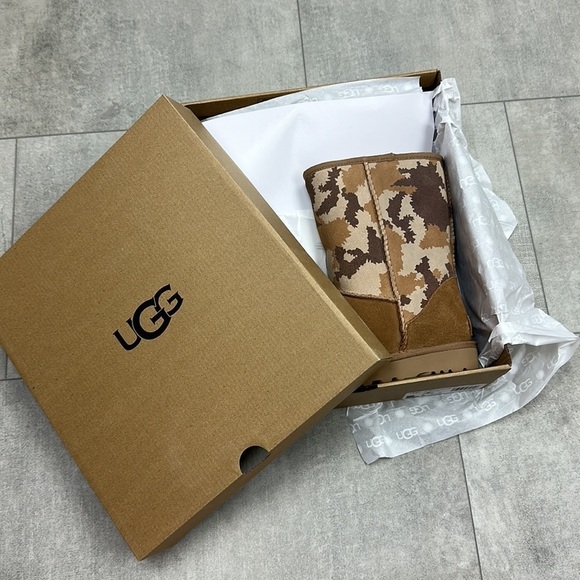 🍁UGG 🍁 CLASSIC SHORT JAGGED CAMO CHESTNUT WINTER BOOTS BROWN - Picture 5 of 13